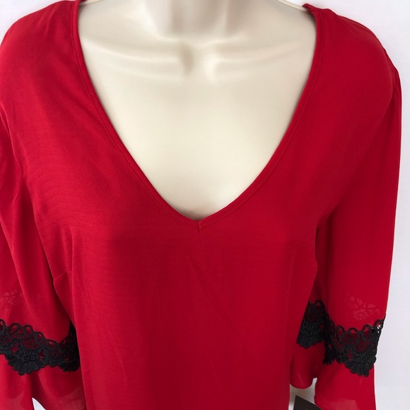 NWT I.N. San Franscisco Red Back Lace Top - Picture 6 of 16